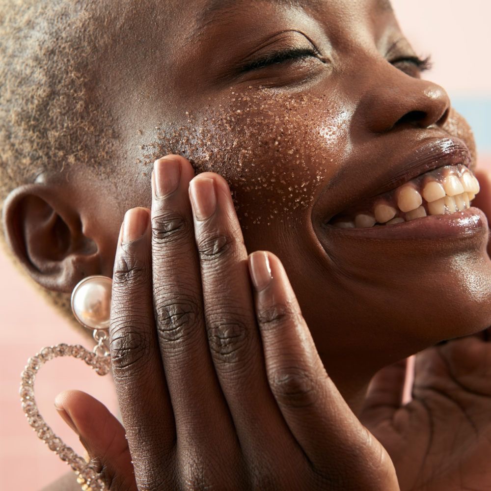 أساسيات تقشير البشرة: دليل شامل